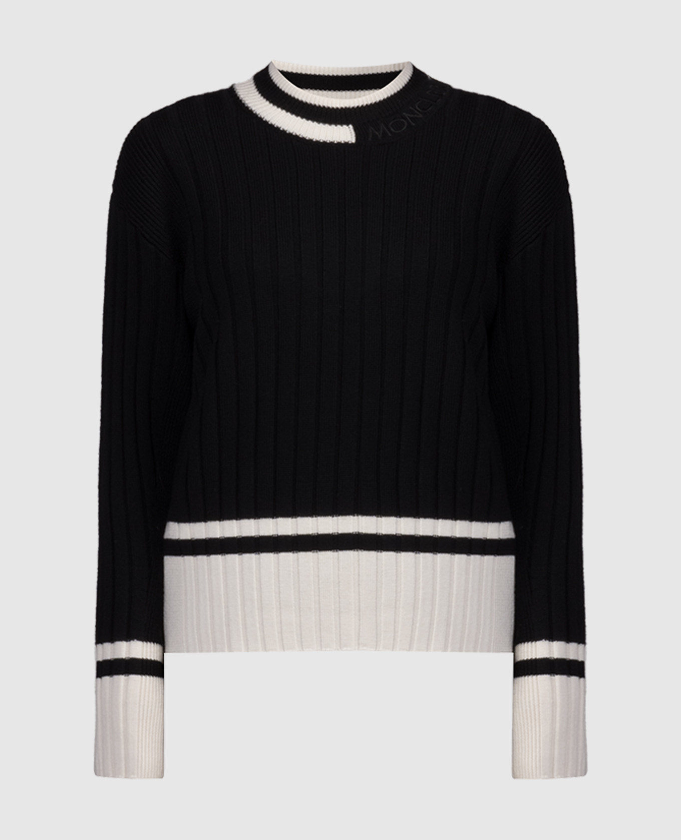 

Black wool sweater with logo embroidery Moncler