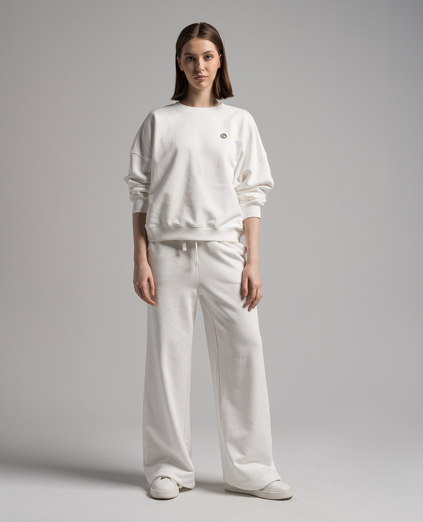White sweatshirt with logo Twinset 2