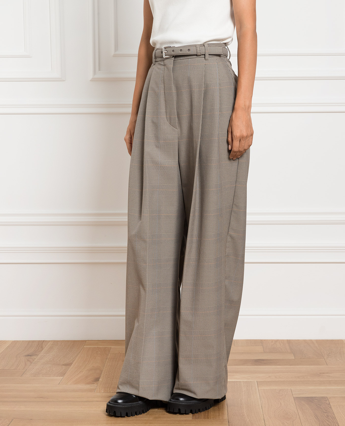 

Brown pants in a Windsor check Max Mara Sportmax