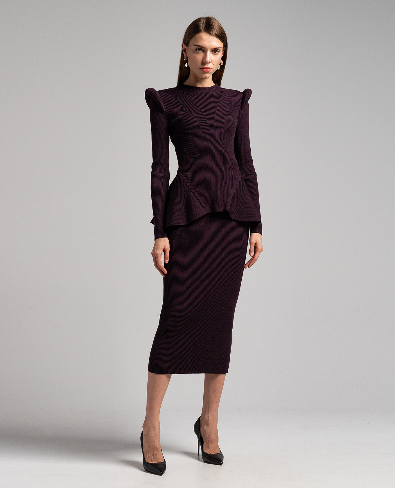 Purple skirt made of wool with a scar Alexander McQueen 2