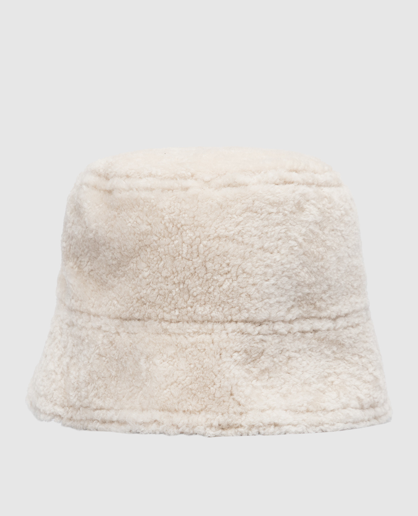 Beige sheepskin panama