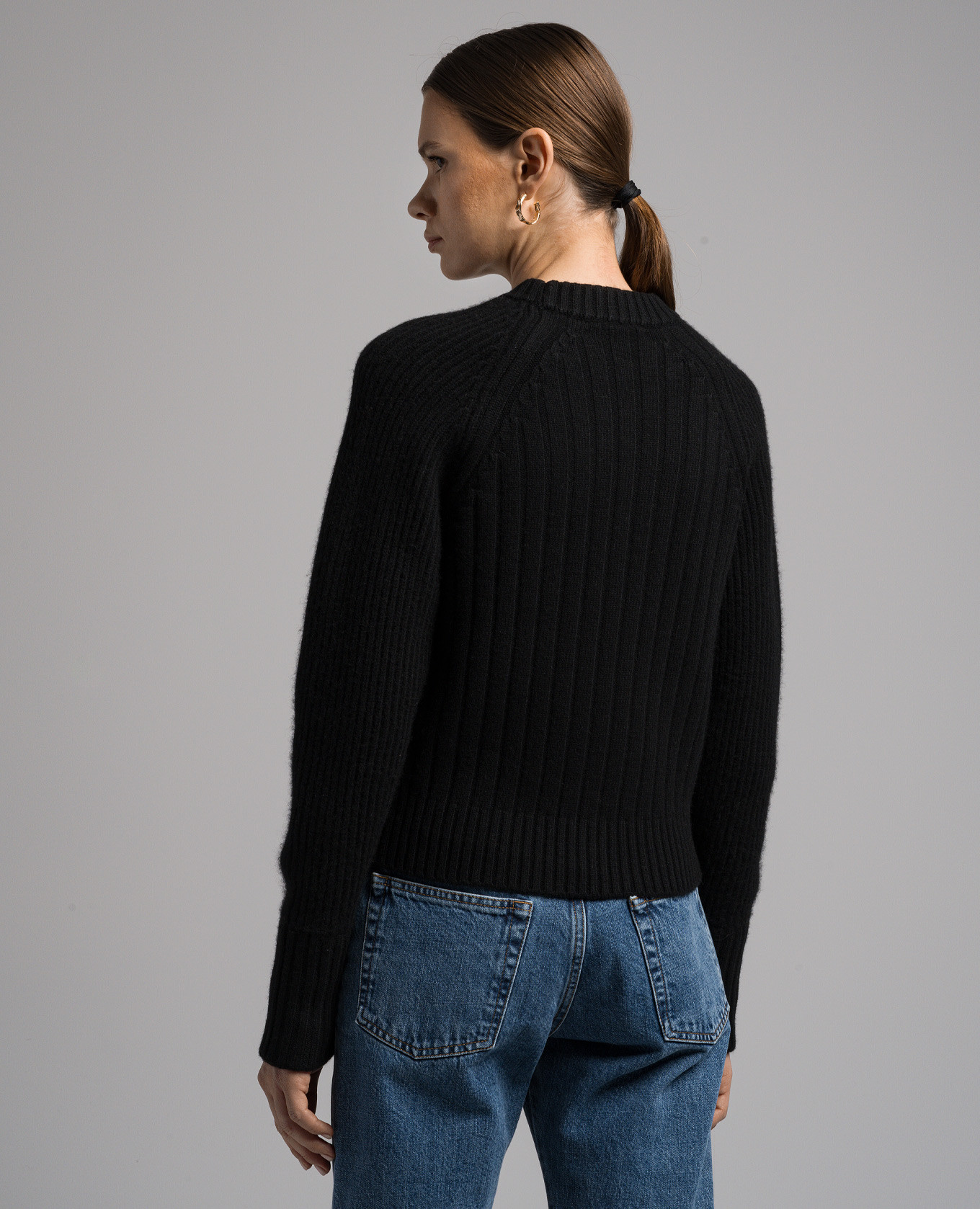 Black ribbed wool and cashmere sweater CO 4