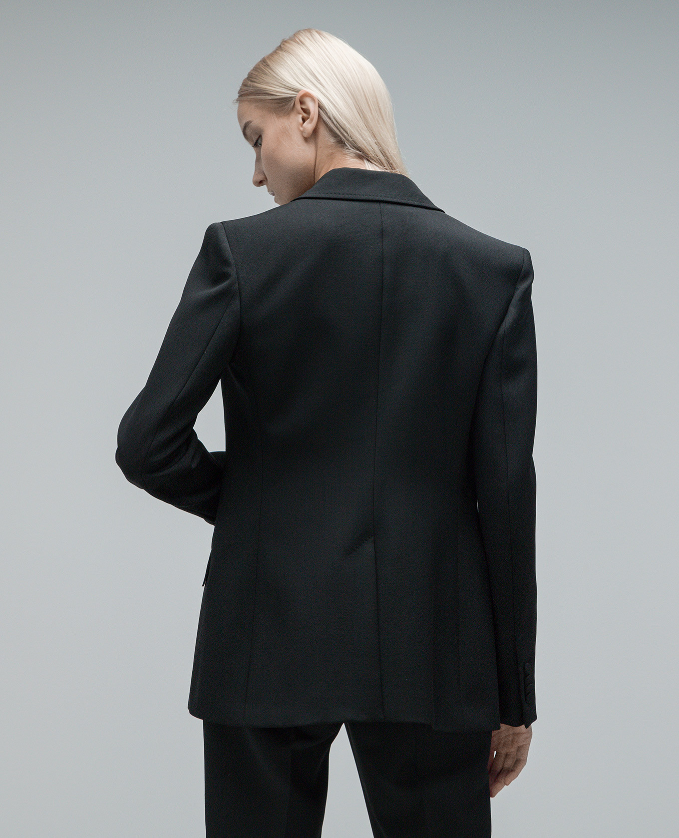 Leiva black wool jacket Gabriela Hearst 4