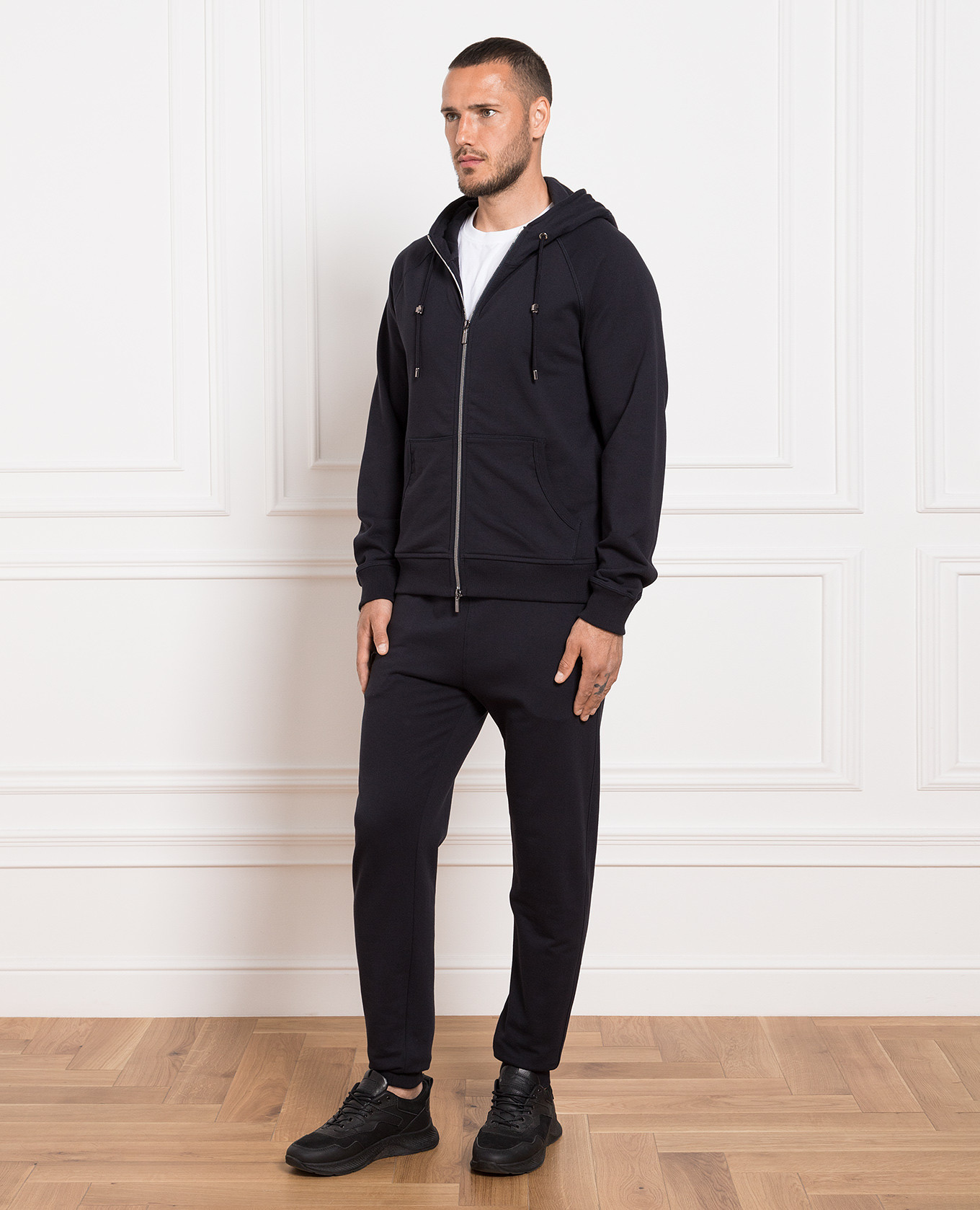 

Blue sports suit MooRER
