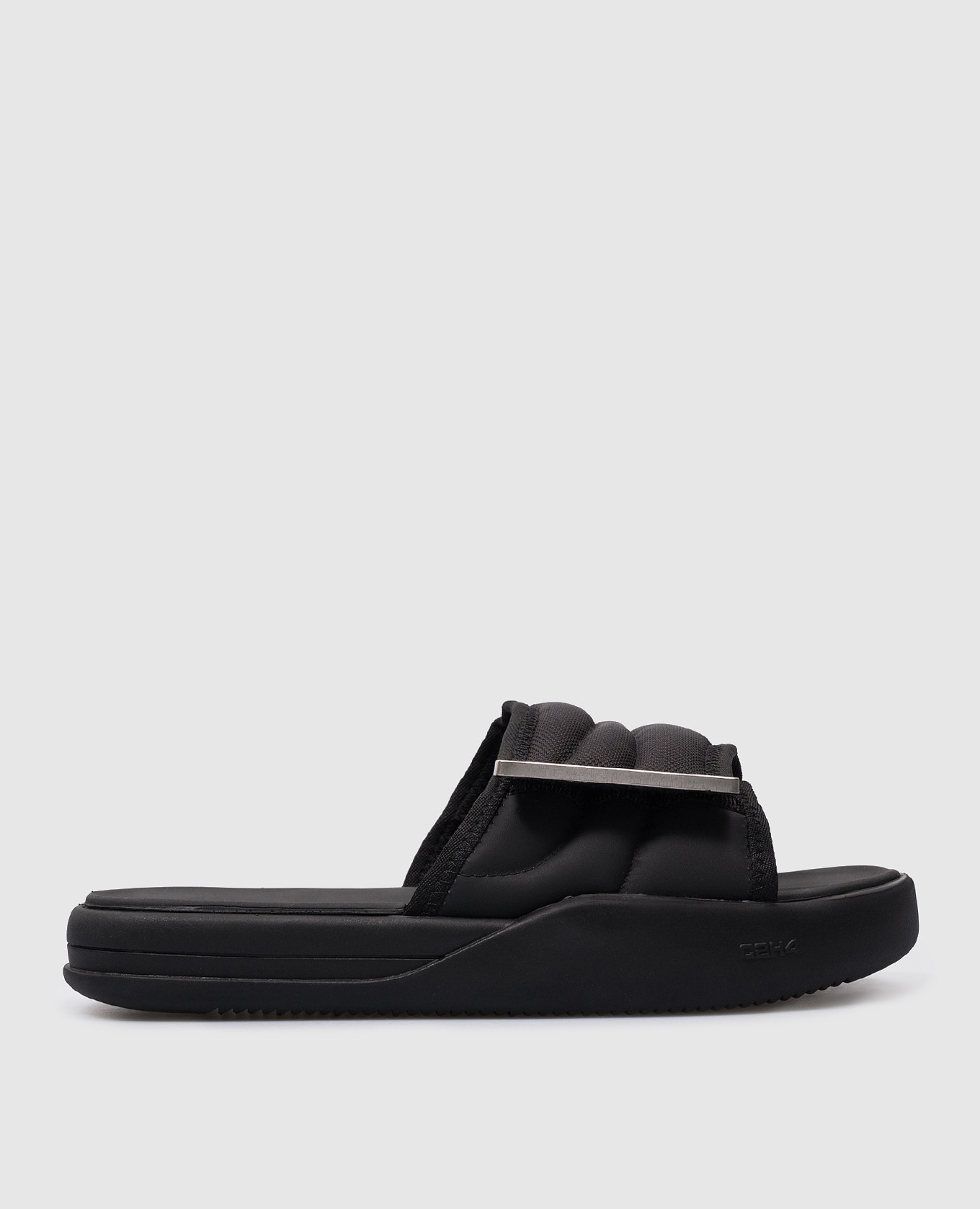 Black combination flip flops with logo c2h4