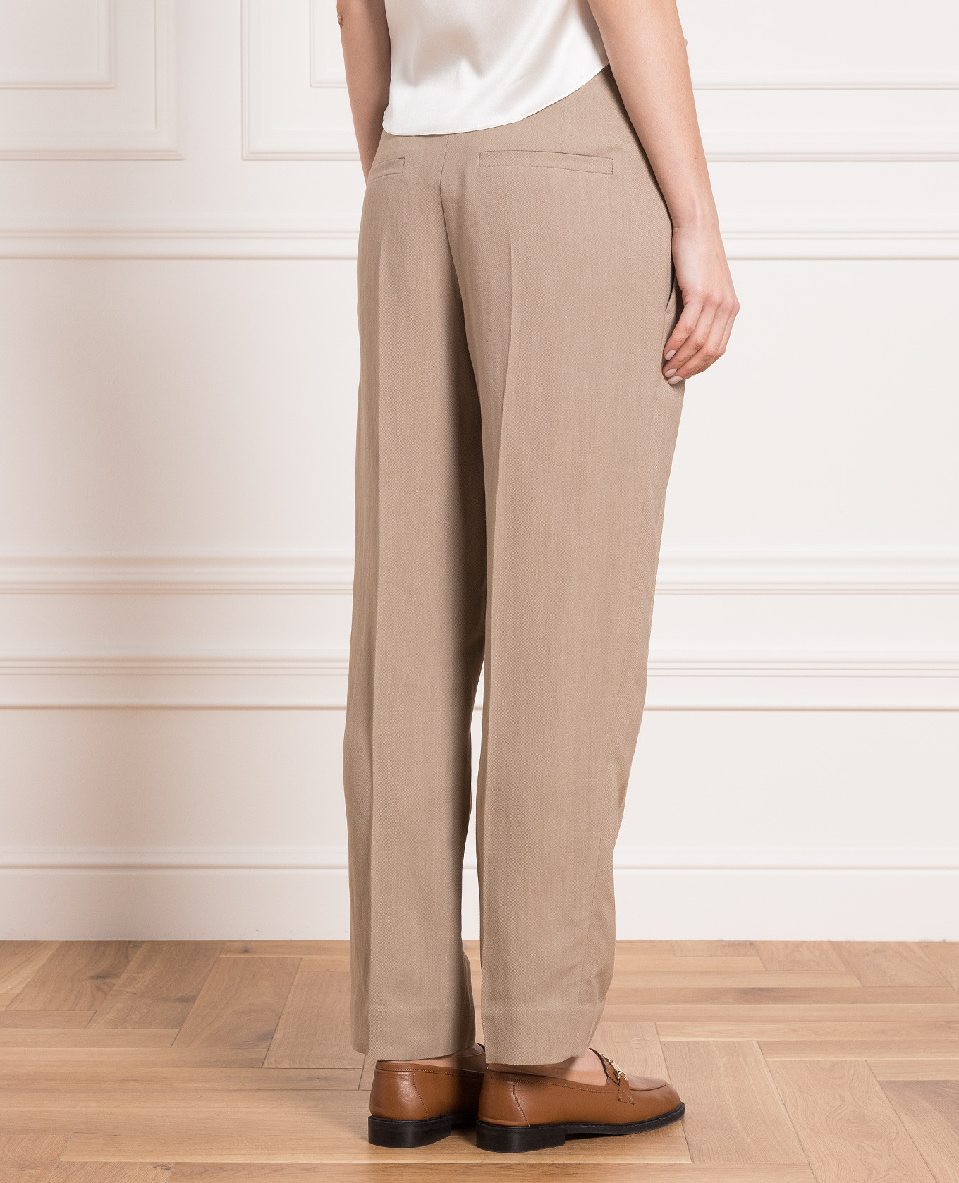 

Brown pants with monil chain Brunello Cucinelli
