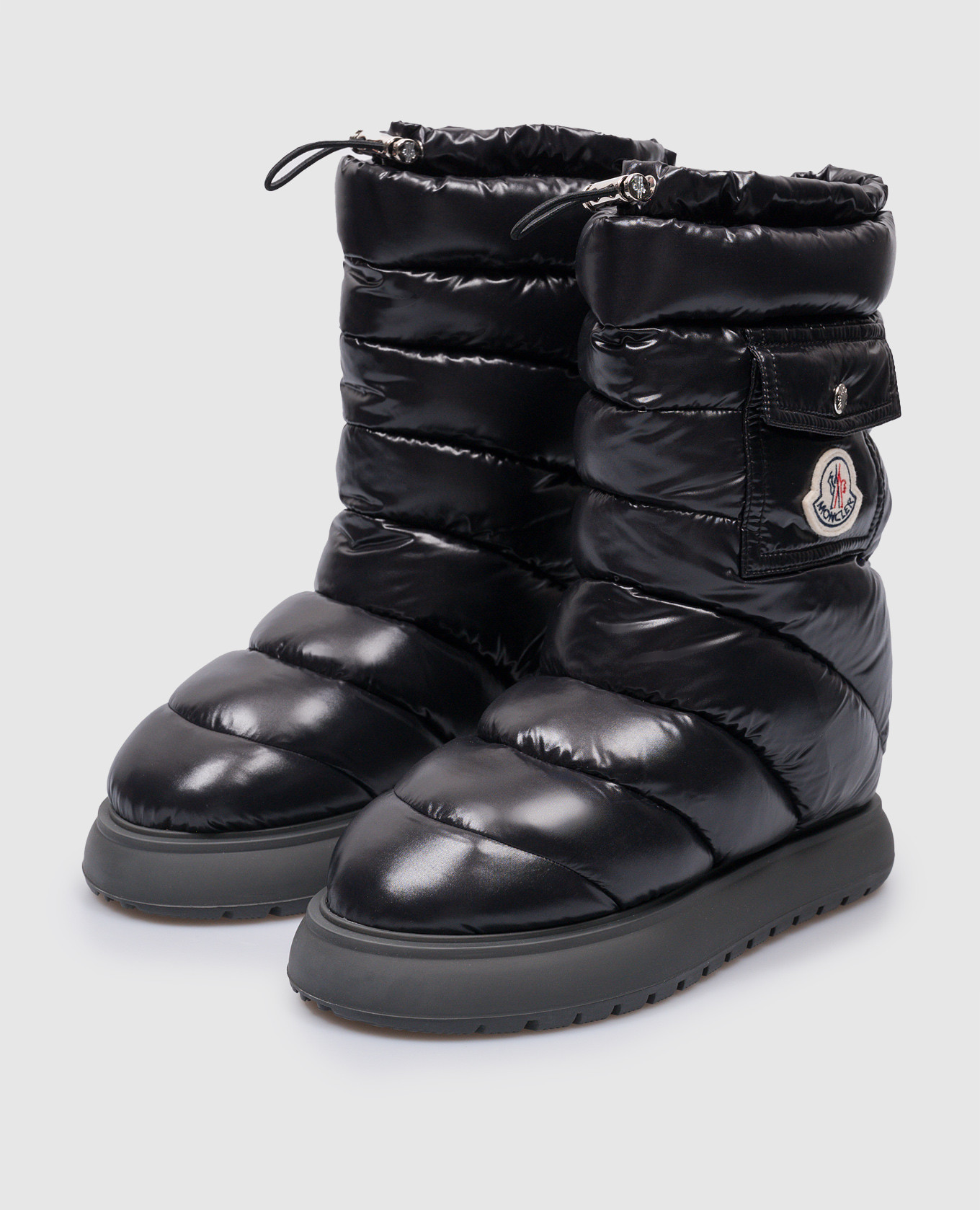 Gaia Logo Moonboots in Black Moncler 3