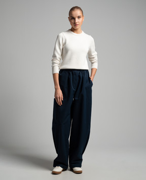 CO White sweater with a scar 8385CNB