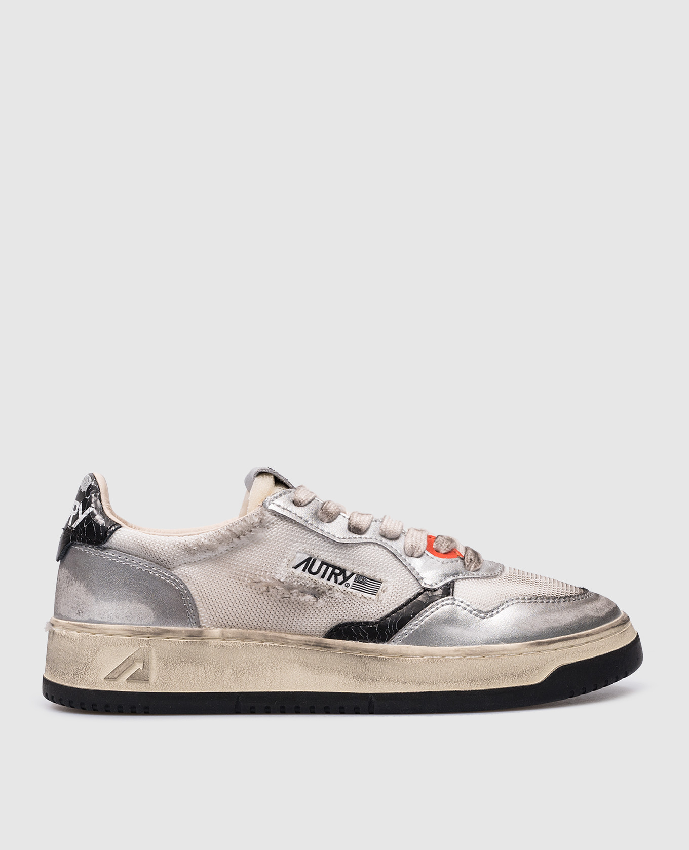 

White combination sneakers MEDALIST LOW SUPER with a vintage effect AUTRY