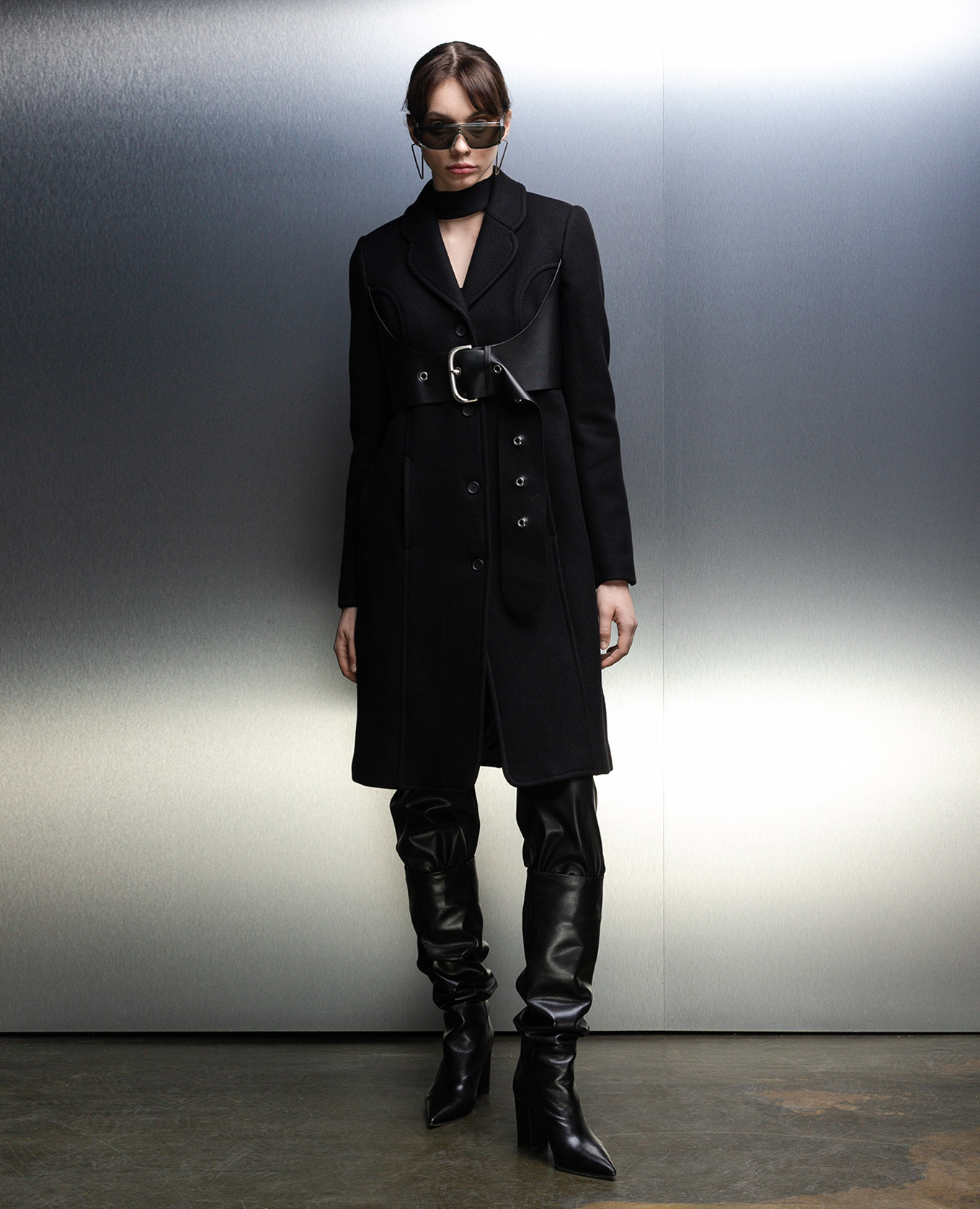 Black coat with a leather yoke Off-White 3