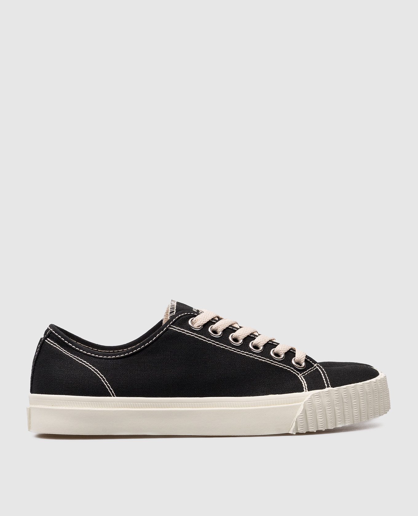 Maison Margiela - Tabi cut-out black sneakers S38WS0185P4291