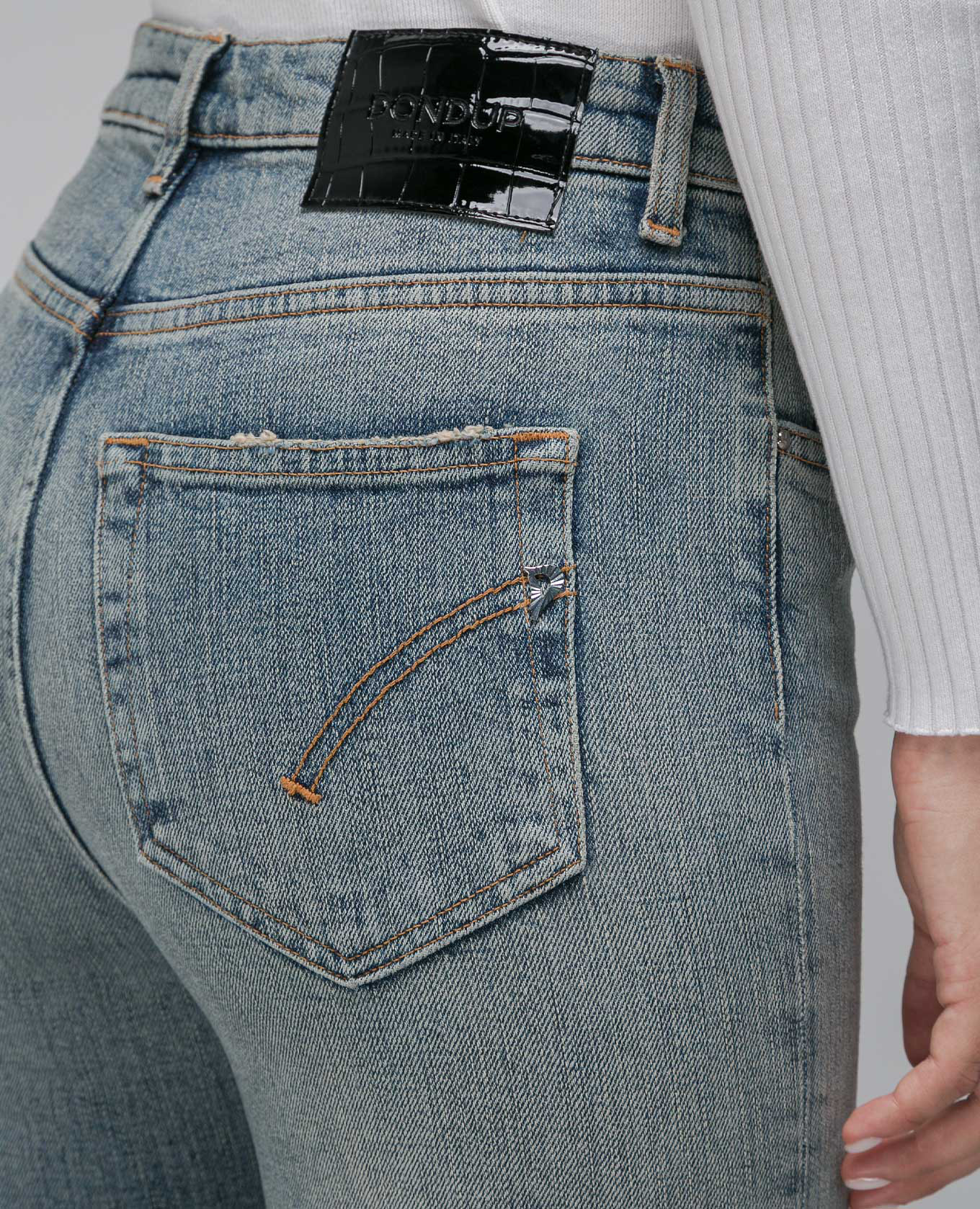 Blue distressed Marie jeans with metallic detailing Dondup 5