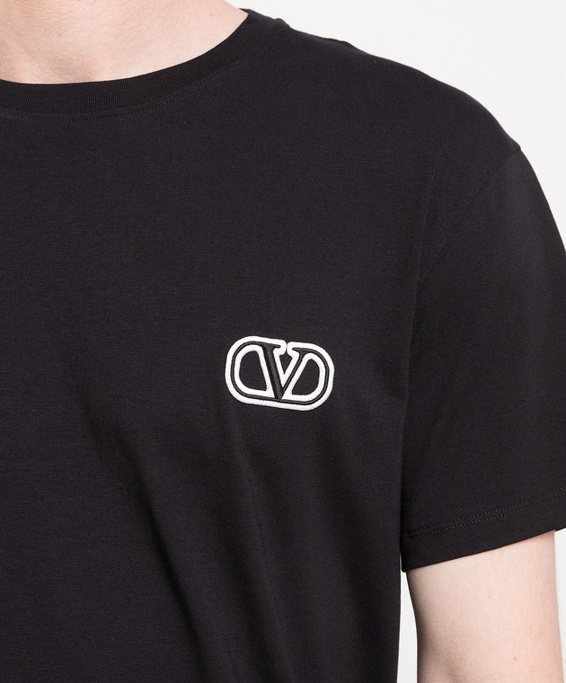 Valentino - Black t-shirt with VLogo Signature patch