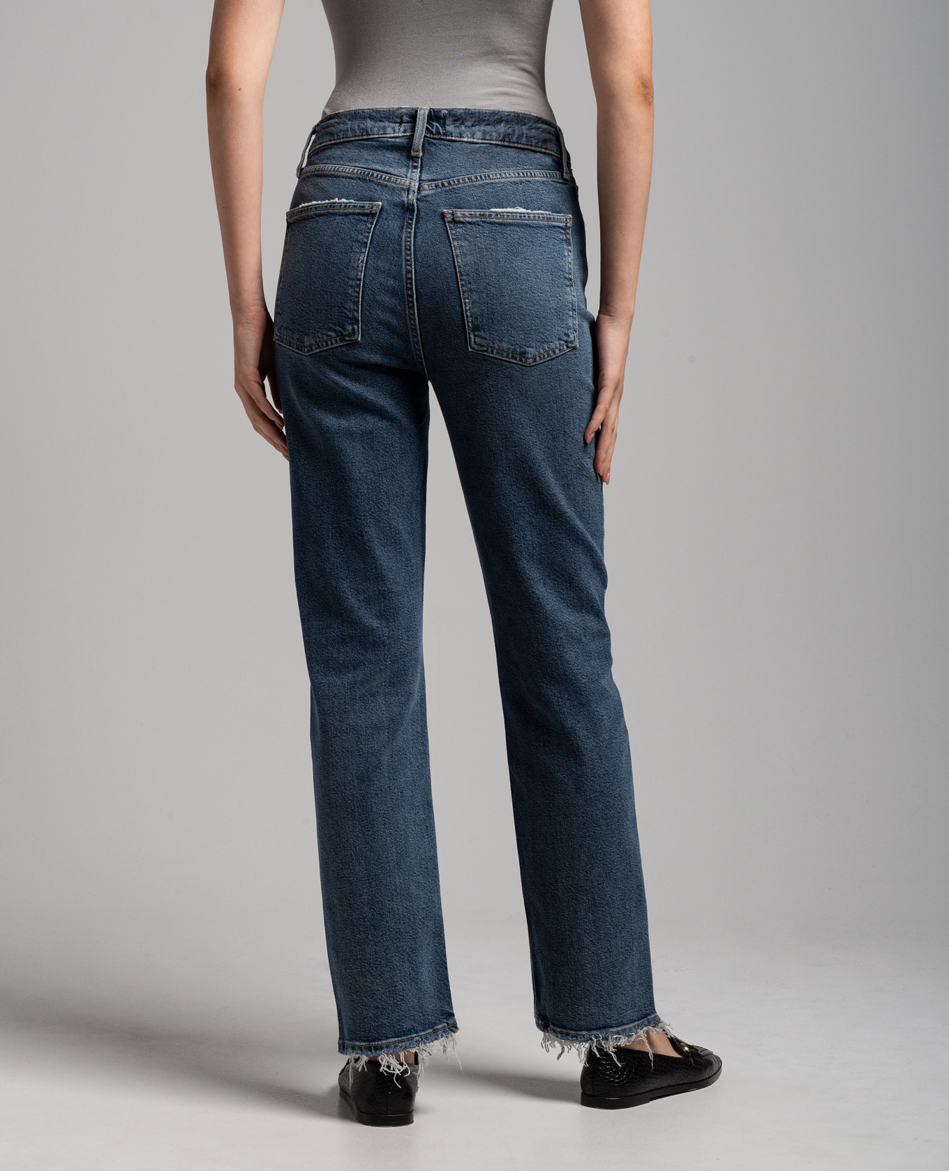 Blue jeans with a distressed effect AGOLDE 4
