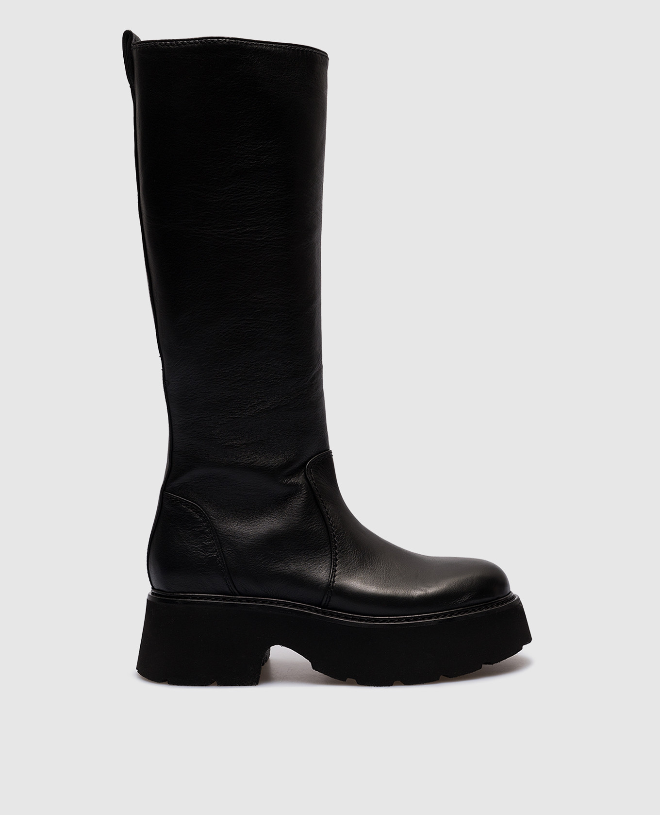 

Black leather boots with logo N21