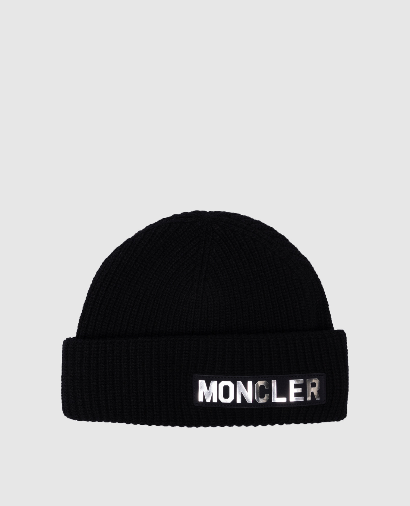 

Black cap with logo patch Moncler
