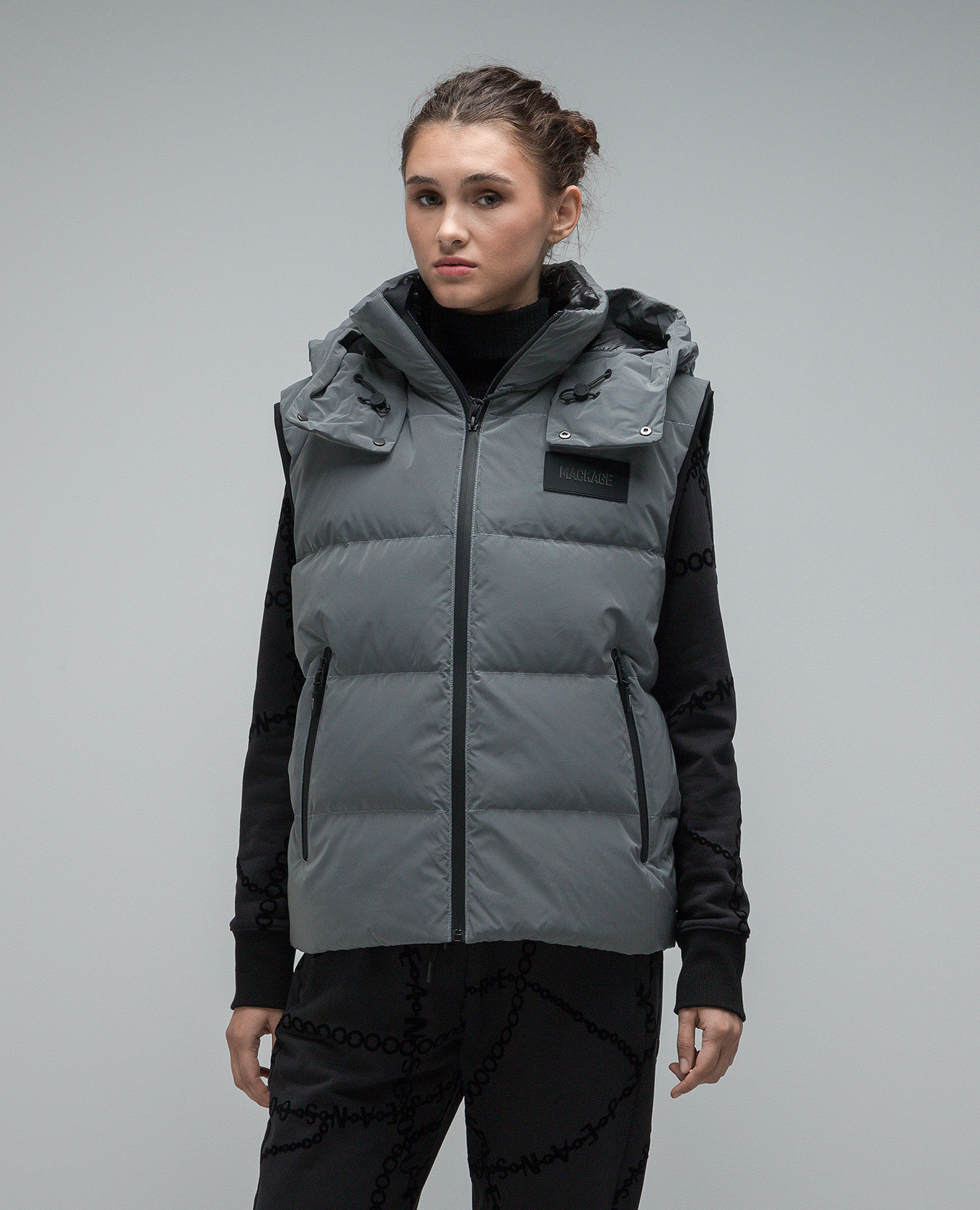 Hugh-Rf Logo Down Vest in Gray Mackage 3
