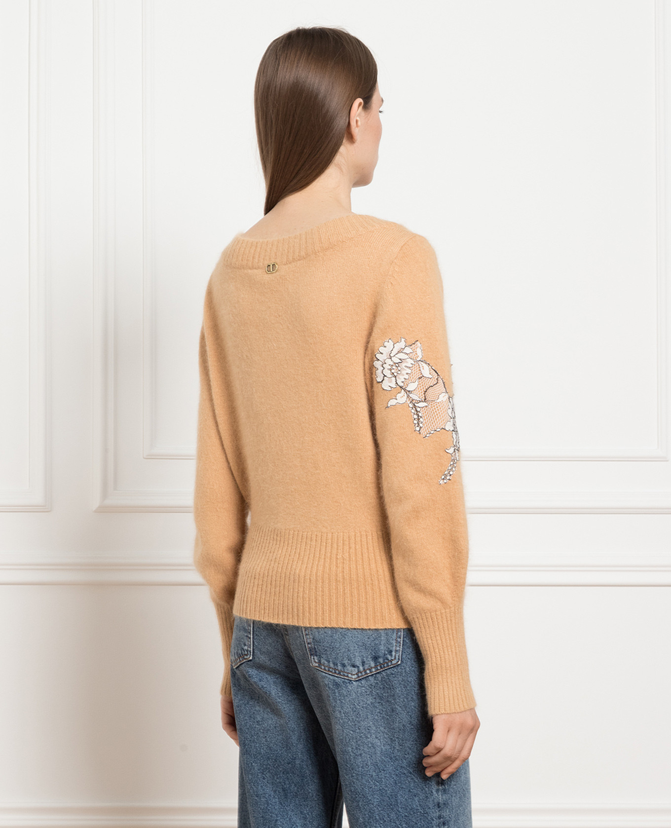 

Brown pullover with appliqué Twinset