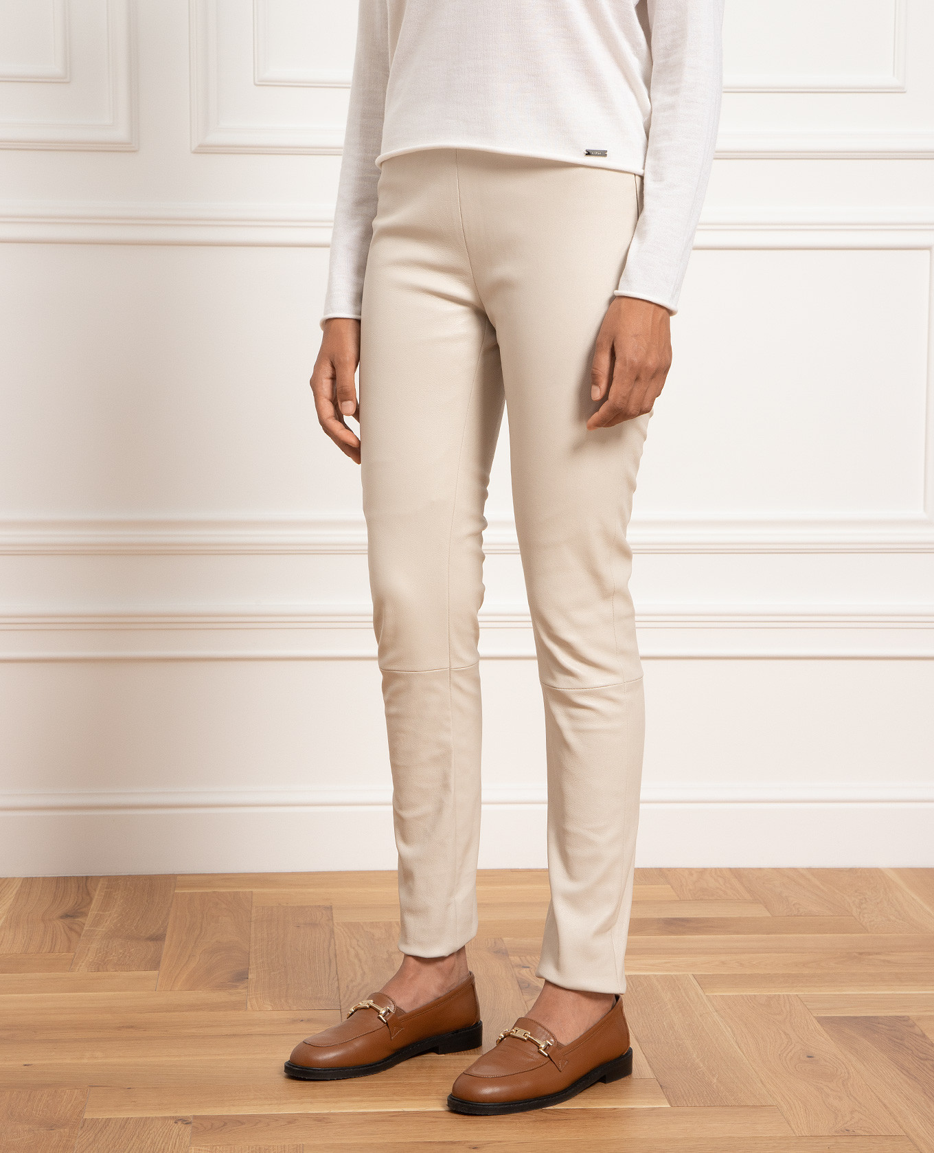 

Pants light beige Kiton