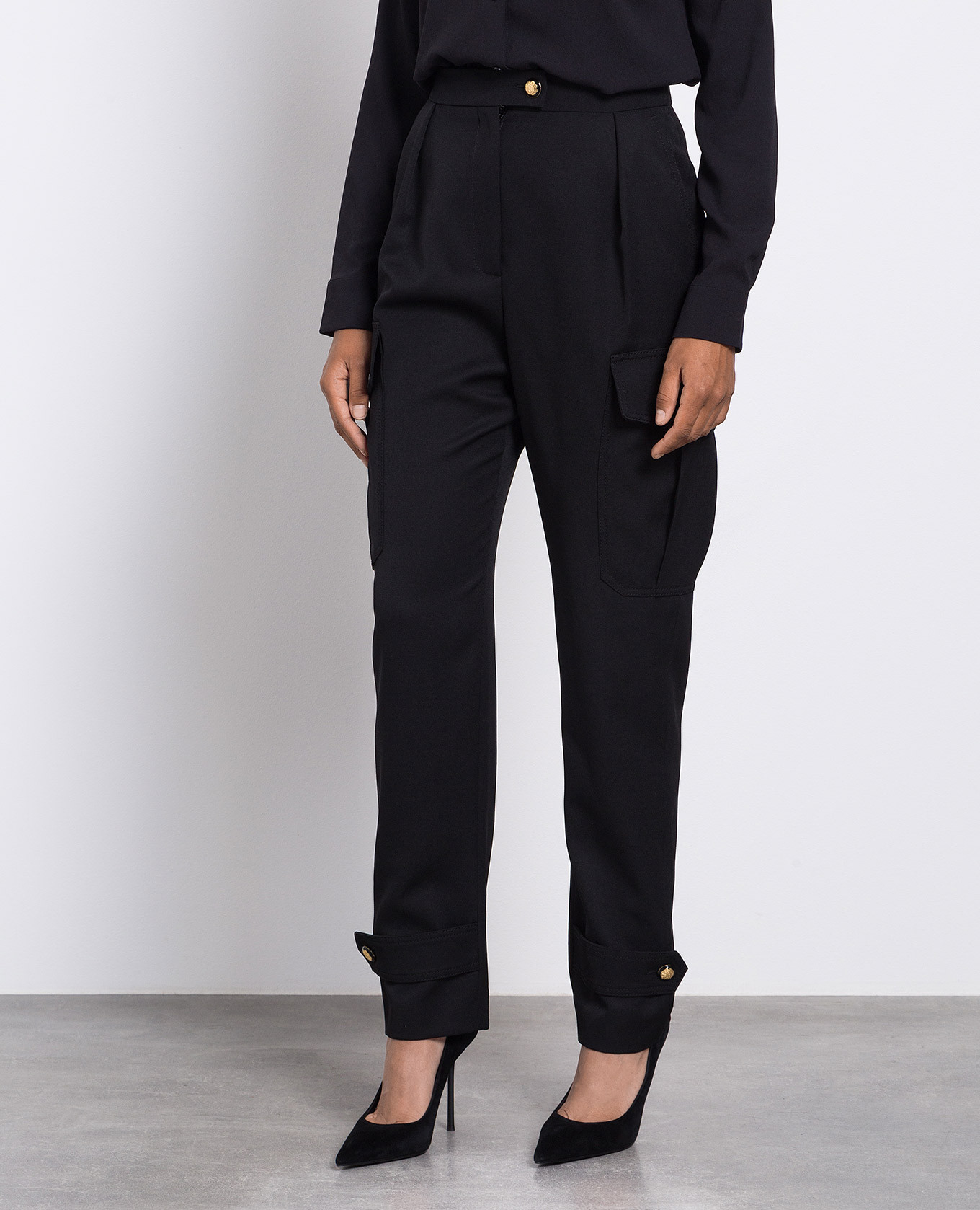 Black wool cargo Alexander McQueen 3