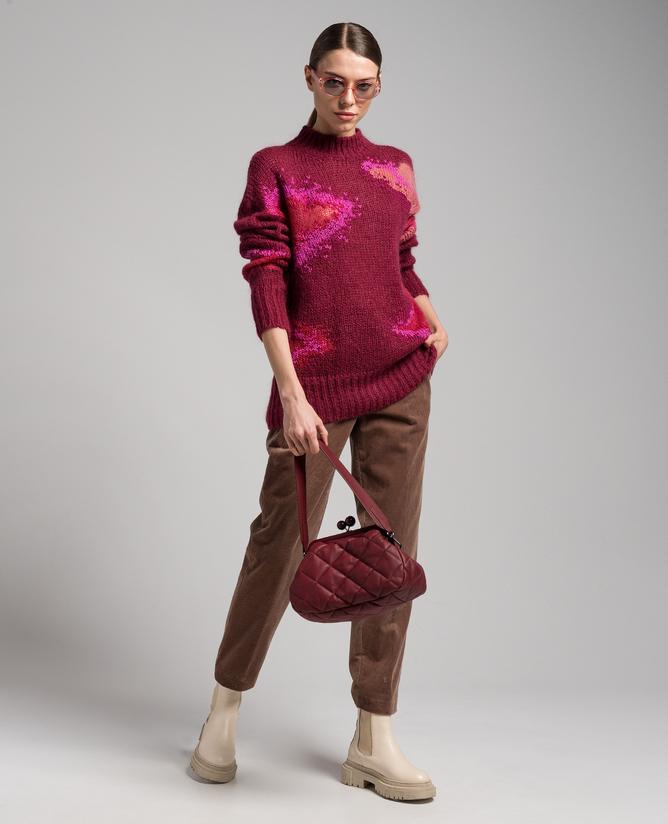 

Burgundy sweater with an abstract pattern Dondup
