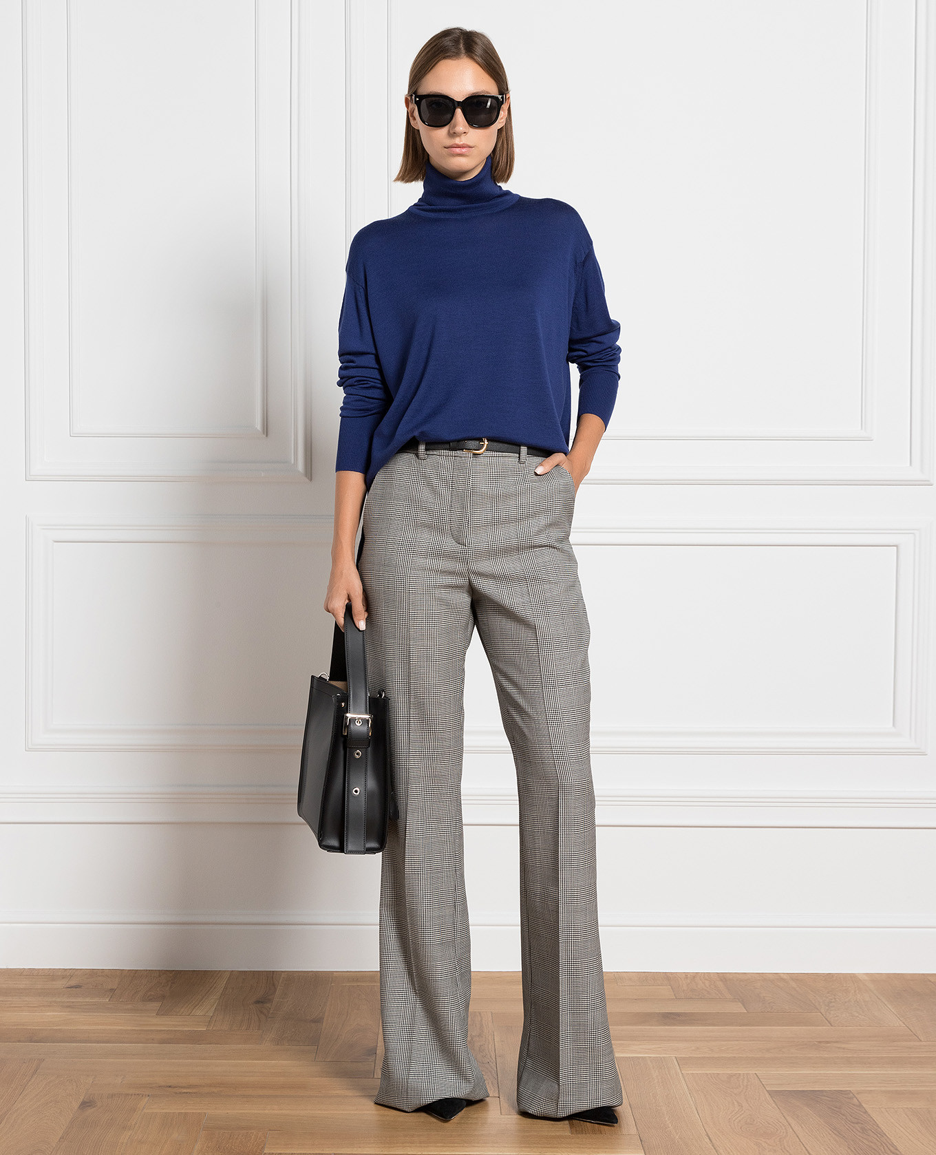 

Blue Mallery wool golf John Smedley