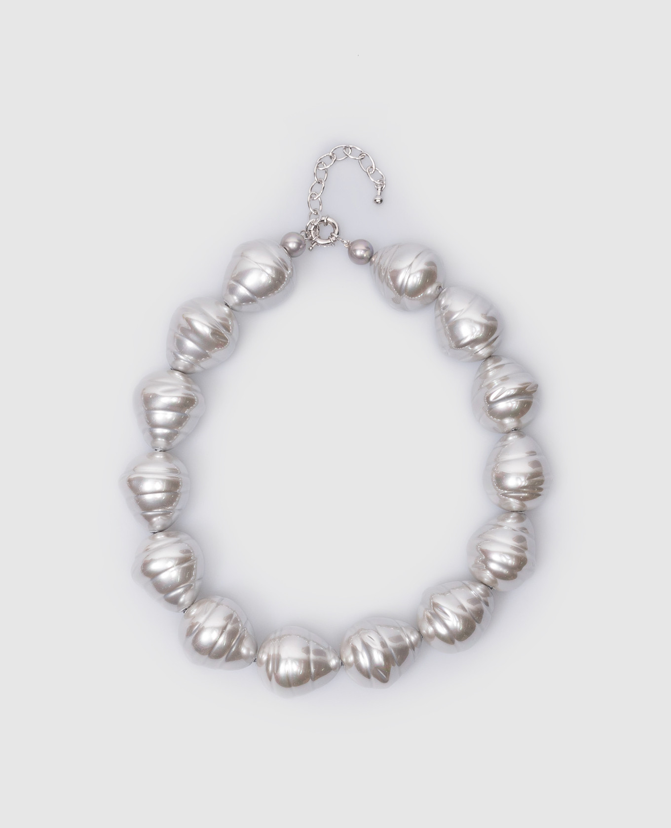 

Gray necklace with asymmetrical beads Madreperla, Grey