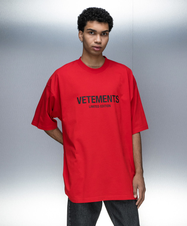 Tシャツ・カットソー Vetements UE64TR800R LIMITED EDITION LOGO T-shirt Vetements - Red t-shirt with logo print UE64TR800R - shop