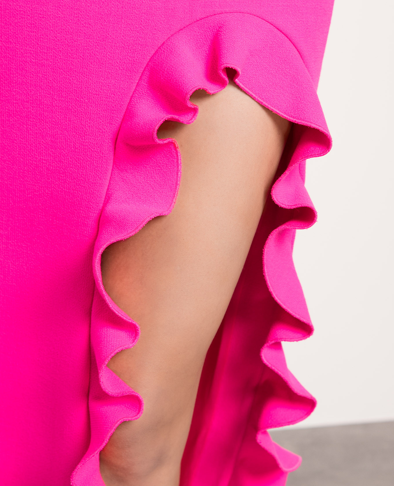 

Pink wool midi skirt with ruffles David Koma