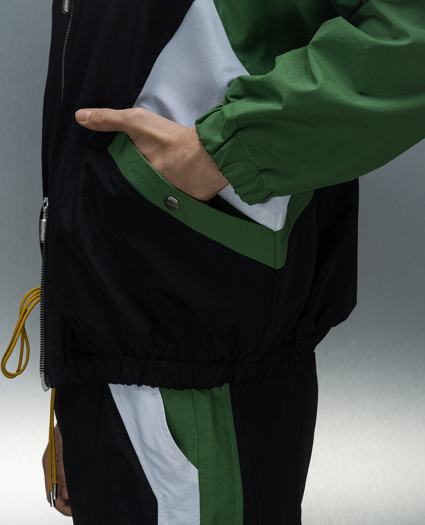 Black windbreaker with contrasting inserts Rhude 5
