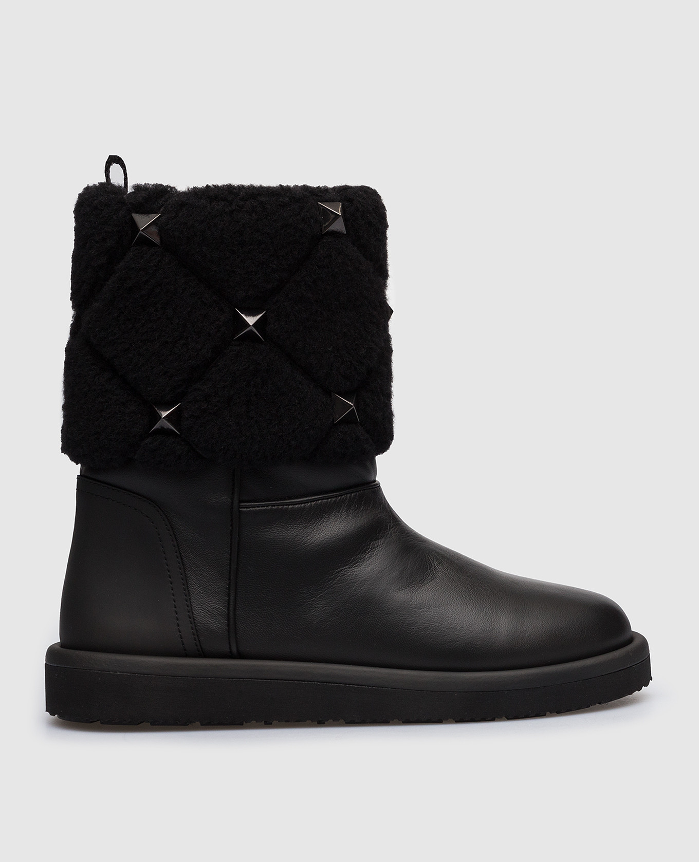 

Roman Stud Black Wool and Leather Quilted Boots Valentino, Черный
