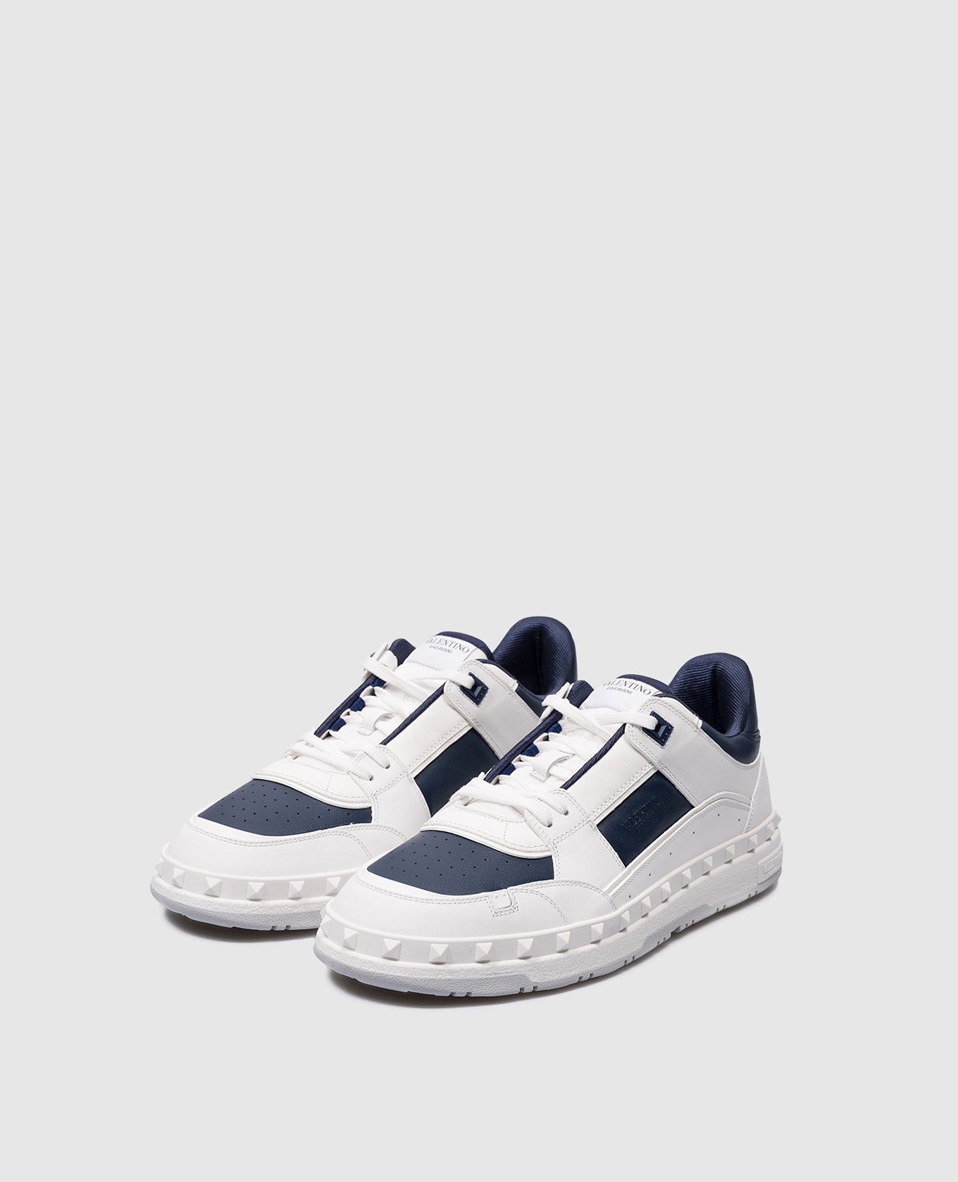 

Freedots blue leather sneakers Valentino