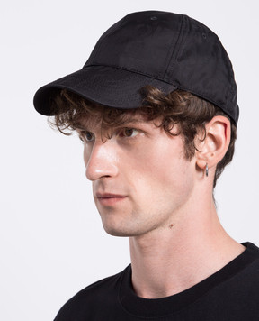 Off-White Black cap in logo pattern OMLB052F23FAB007