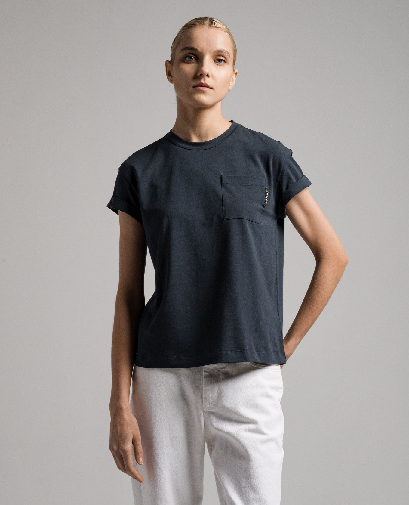 

Blue t-shirt with monil chain Brunello Cucinelli