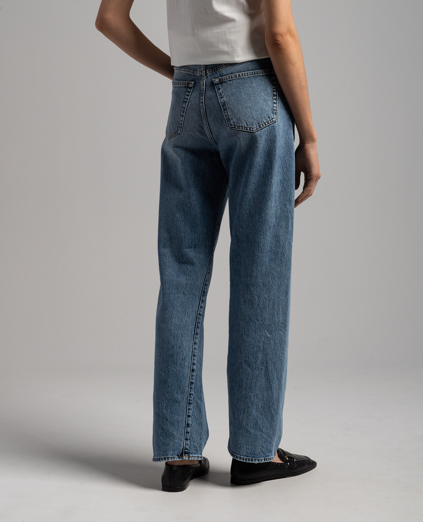 Blue distressed jeans with logo Toteme 4