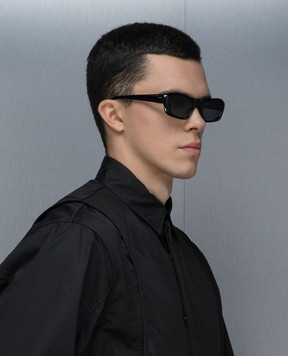 C2H4 Uri logo sunglasses in black R007AC094B