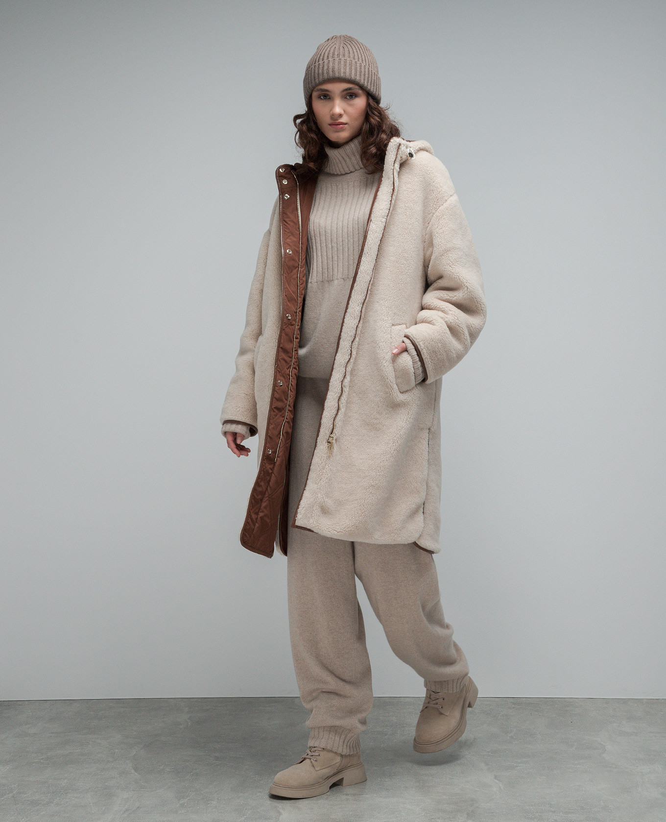 White coat with leather inserts Enrico Mandelli 2