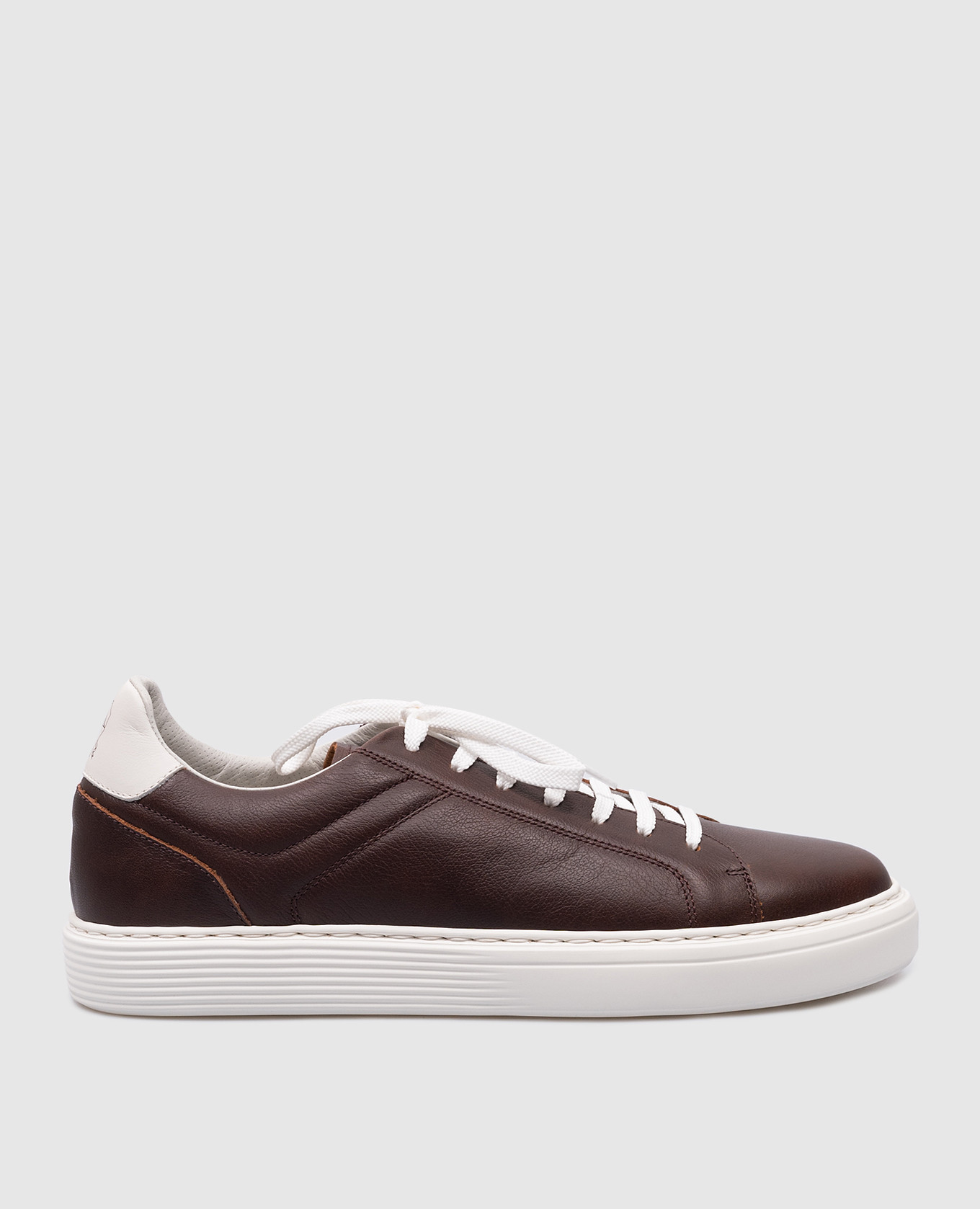 Brown leather sneakers with logo emblem brunello cucinelli