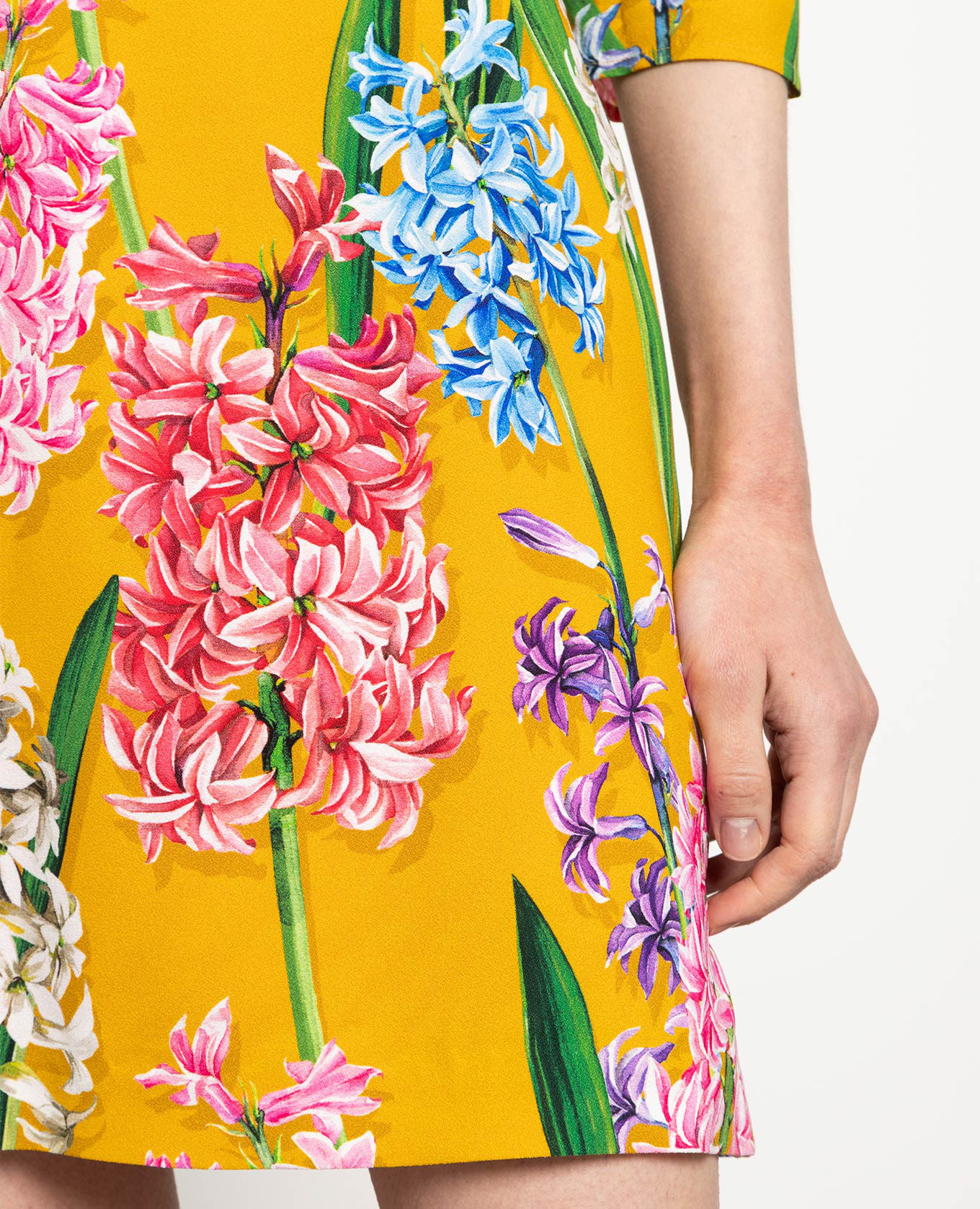 

Yellow skirt in Hyacinth print Dolce&Gabbana