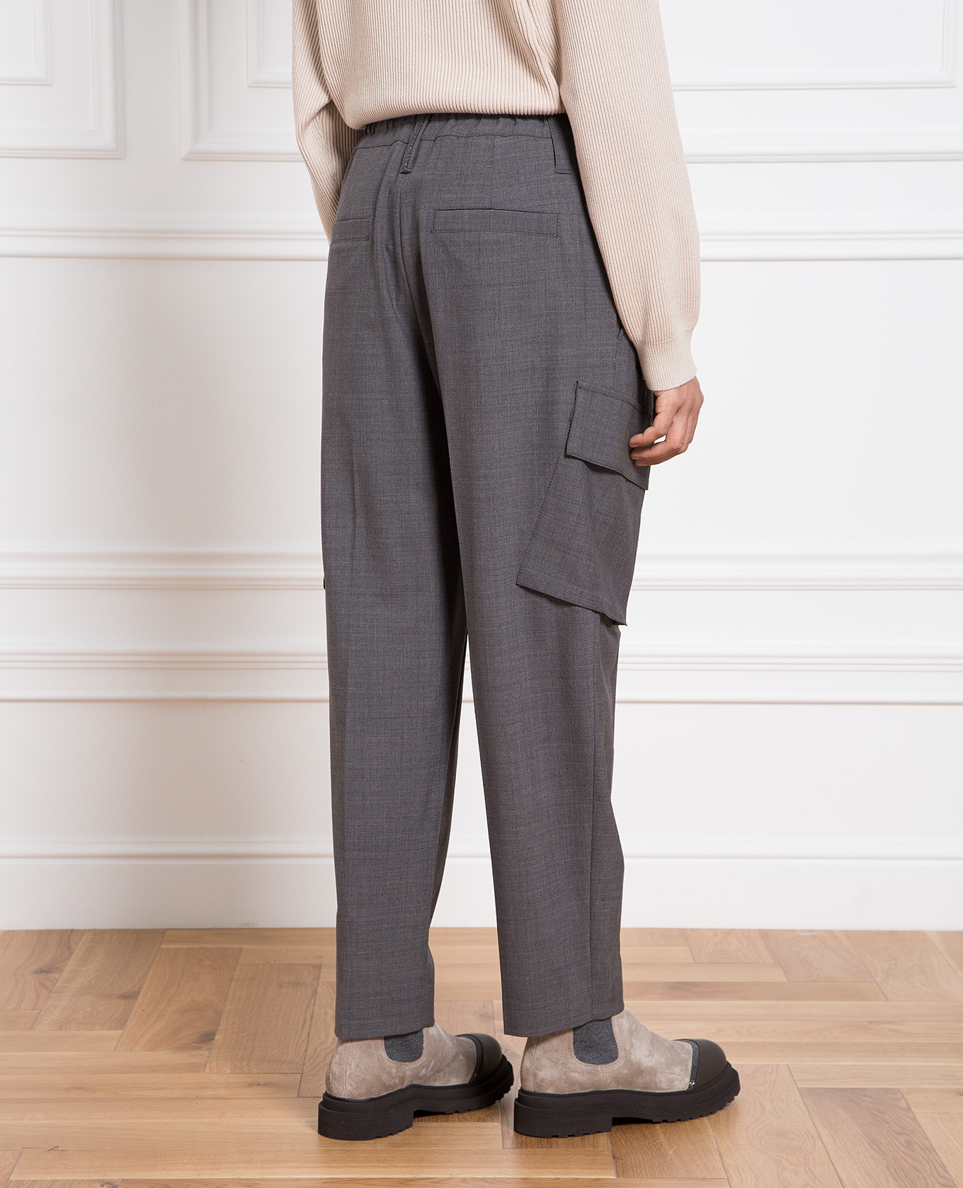 Gray cargo with monil chain Brunello Cucinelli 4